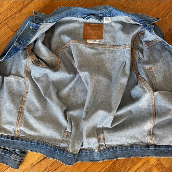 LEVIS TYPE 1 TRUCKER DENIM JEAN JACKET SIZE M - Picture 6 of 6